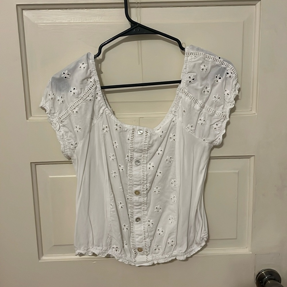Size M Off the shoulder top
